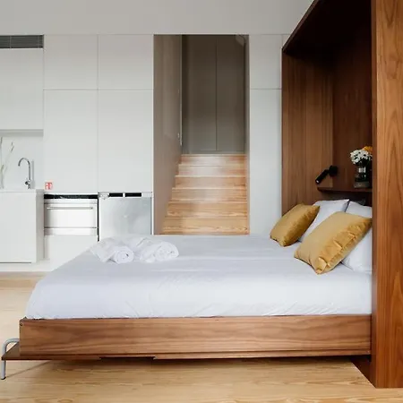 D'alma - Dom Hugo Apartment