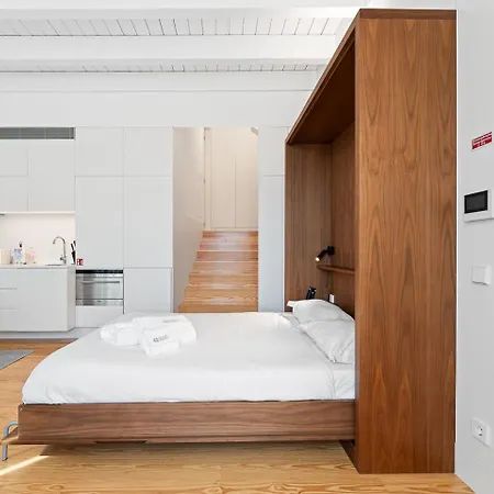 Dom Hugo Boutique