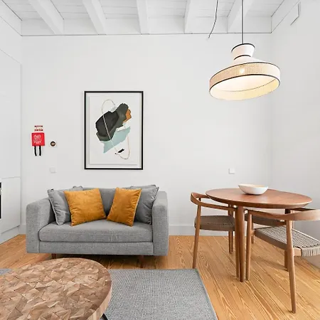 Guestready - D. Hugo Boutique Lägenhet Oporto
