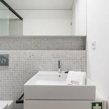 Apartamento Guestready - D. Hugo Boutique Porto